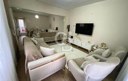 MUSELAND-KARABAĞLAR'DA MERKEZİ KONUMDA KOMPLE SATILIK BİNA