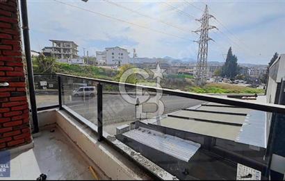 CB MAHALLden: Başiskele Yuvacık Merkezde Satılık 1+1 Daire