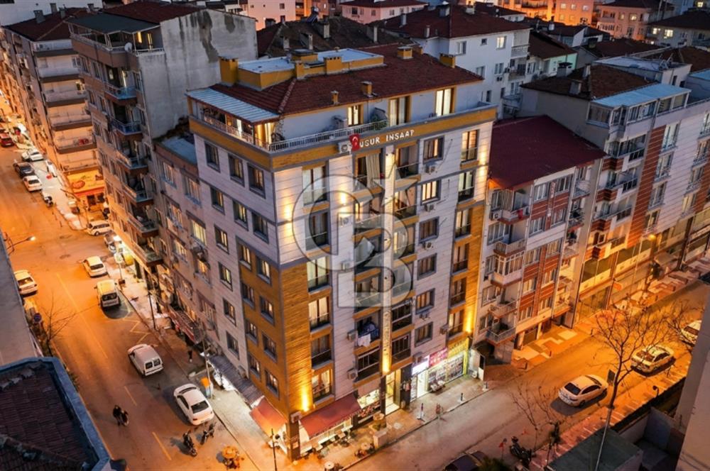 Manisa Merkez İşlek Cadde Üzerinde Satılık Köşe Dükkan