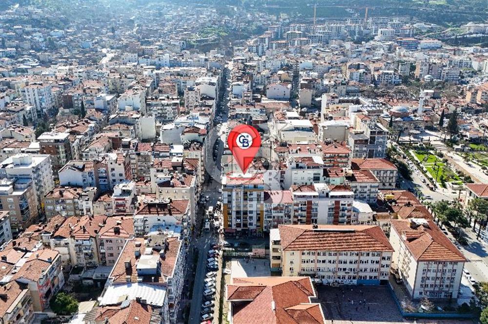 Manisa Merkez İşlek Cadde Üzerinde Satılık Köşe Dükkan