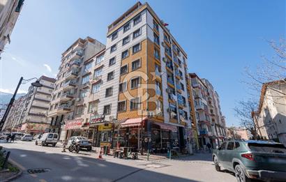 Manisa Merkez İşlek Cadde Üzerinde Satılık Köşe Dükkan