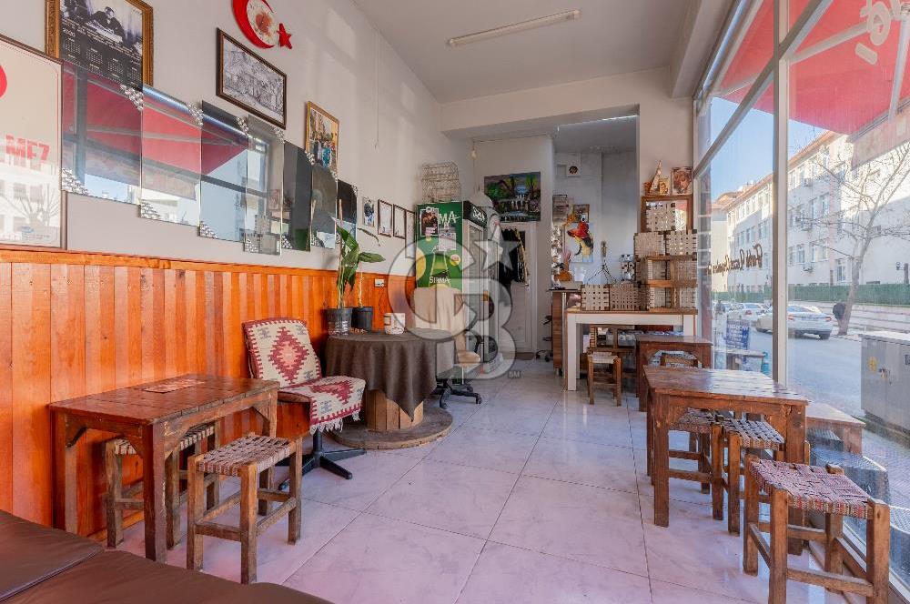 Manisa Merkez İşlek Cadde Üzerinde Satılık Köşe Dükkan