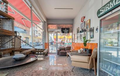 Manisa Merkez İşlek Cadde Üzerinde Satılık Köşe Dükkan