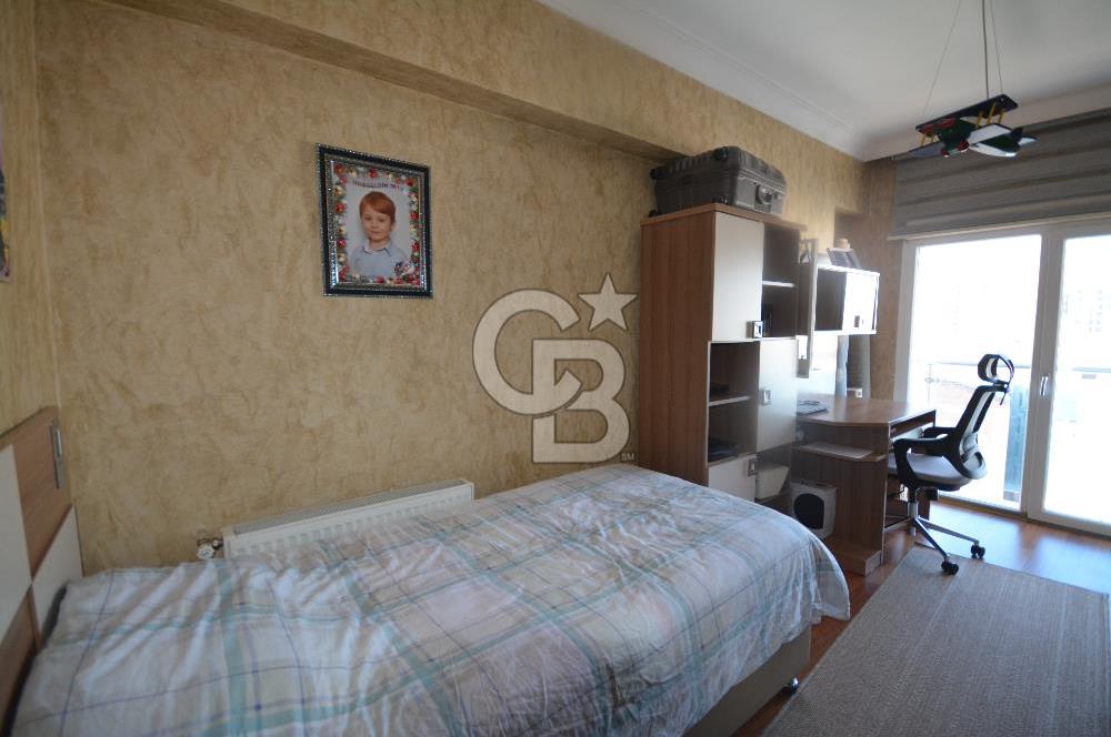 Yeni Girne'de Satılık 120m² 2+1 Tadilatlı Daire