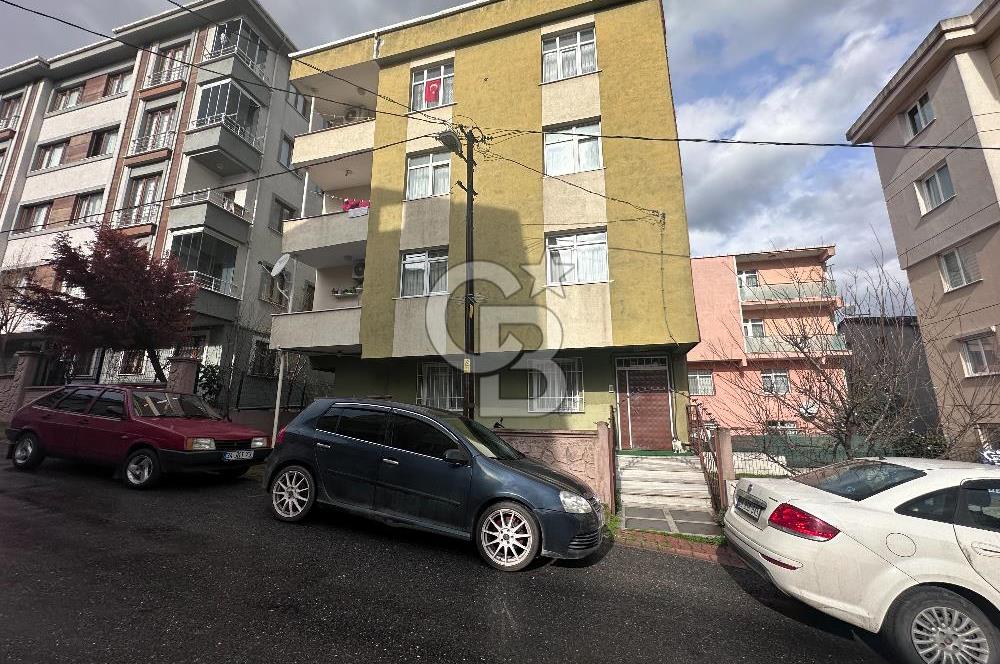 Ümraniyenin Merkezinde, Geniş Parselli ve Ferah Kullanım Alanlı