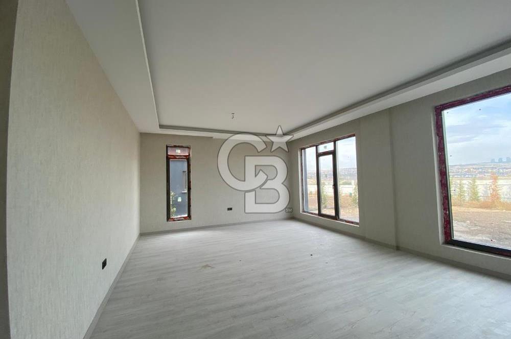 GÖLBAŞI HACILAR BULVARI ÜZERİ MÜSTAKİL BAHÇELİ 5+1 SATILIK VİLLA