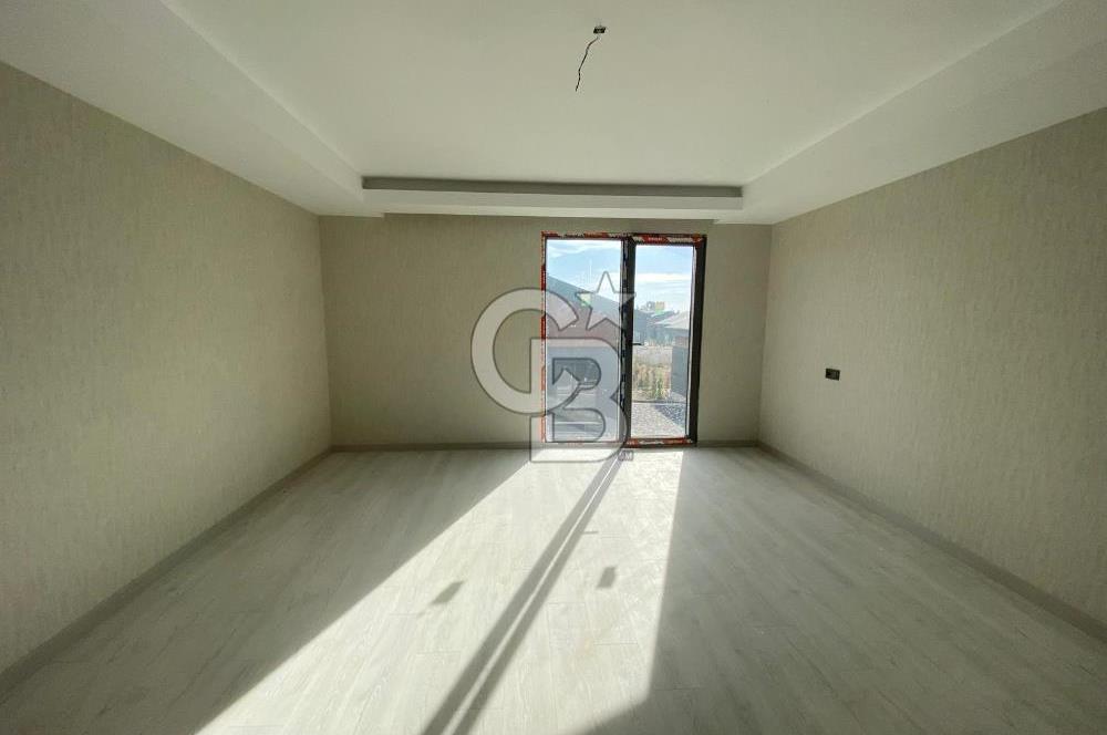 GÖLBAŞI HACILAR BULVARI ÜZERİ MÜSTAKİL BAHÇELİ 5+1 SATILIK VİLLA