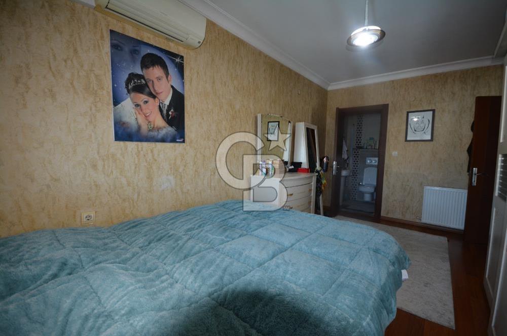 Yeni Girne'de Satılık 120m² 2+1 Tadilatlı Daire