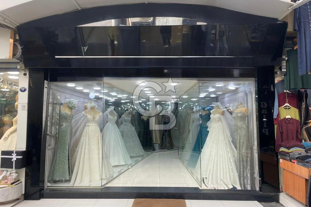 Kemeraltı Hisarönünde Satılık 2 Katlı 240 m2 Mağaza