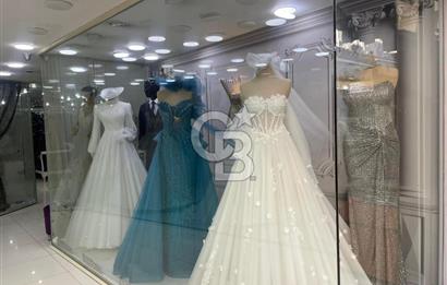 Kemeraltı Hisarönünde Satılık 2 Katlı 240 m2 Mağaza