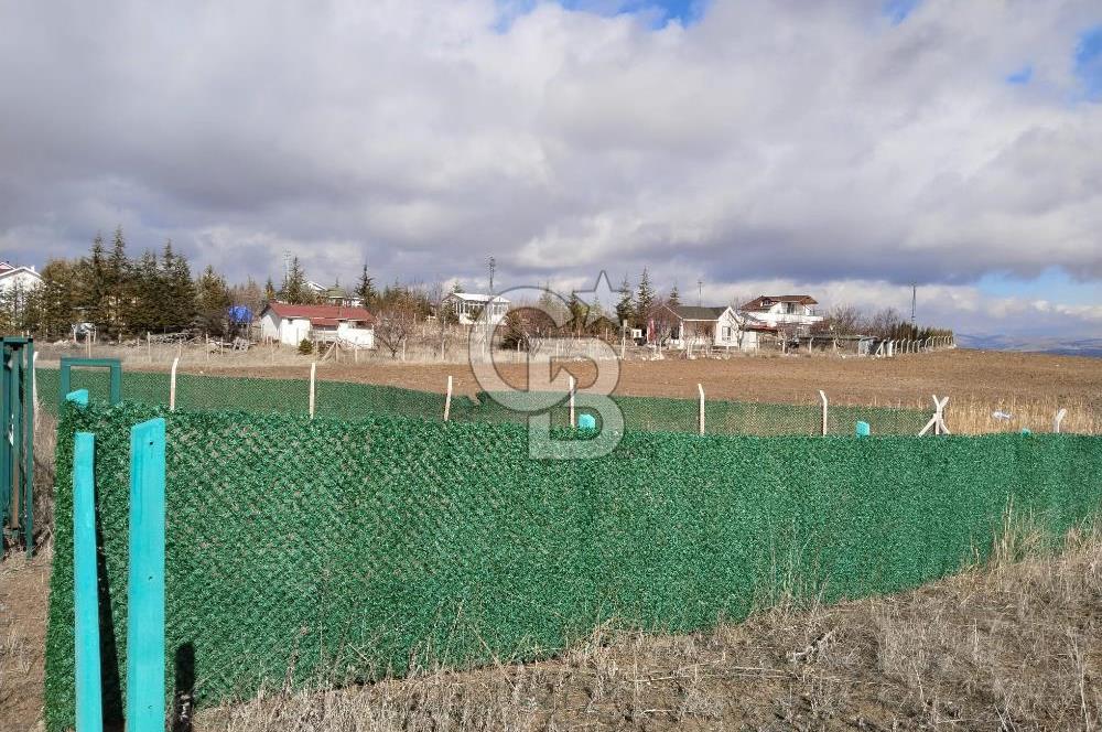 GÖLBAŞINDA 7 ADET 400 M² ARSA - EVLE TAKAS OLUR 