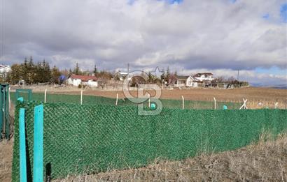 GÖLBAŞINDA 7 ADET 400 M² ARSA - EVLE TAKAS OLUR 