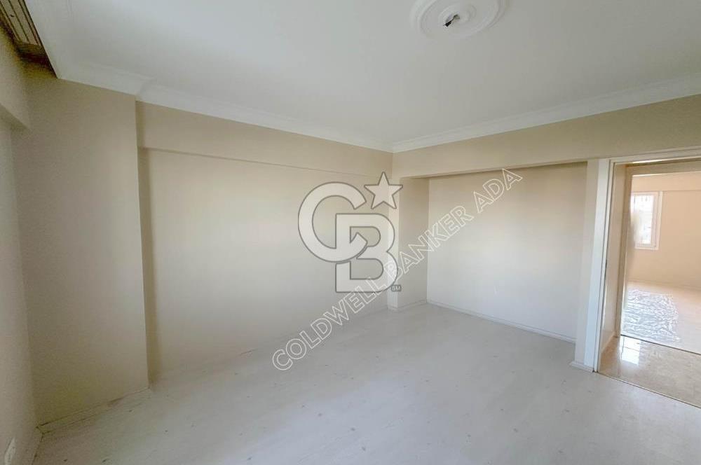 Emsallerinin Altında Kuşadası'nda Satılık Geniş Masrafsız 3+1 Daire