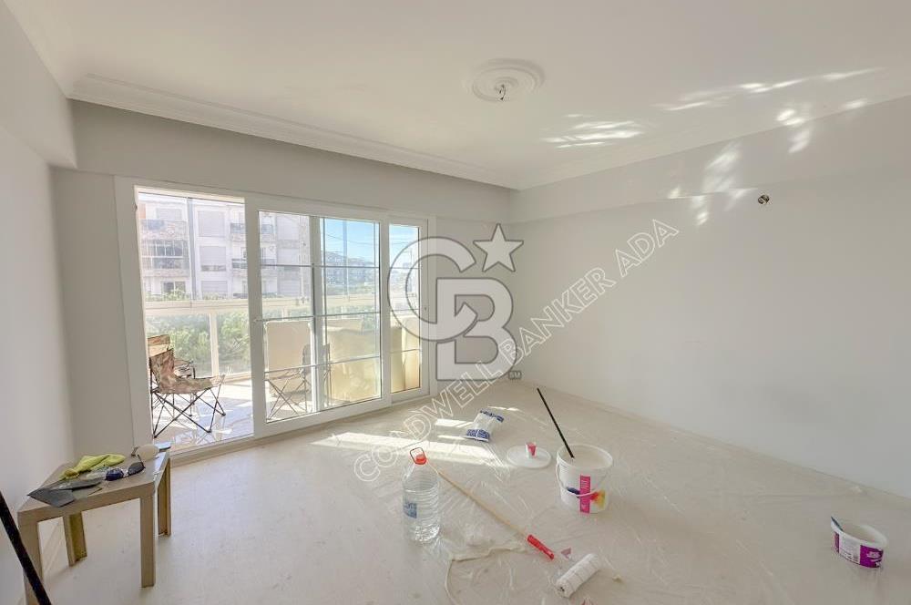 Emsallerinin Altında Kuşadası'nda Satılık Geniş Masrafsız 3+1 Daire