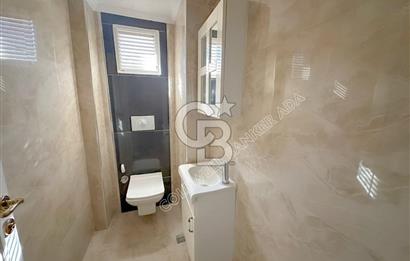 Emsallerinin Altında Kuşadası'nda Satılık Geniş Masrafsız 3+1 Daire