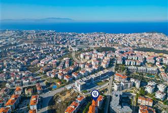 Emsallerinin Altında Kuşadası'nda Satılık Geniş Masrafsız 3+1 Daire - 1 - 335108