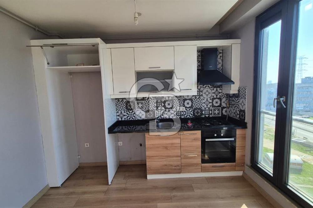 Başakşehir Huzzak Metro da kiralık 1+1 Daire