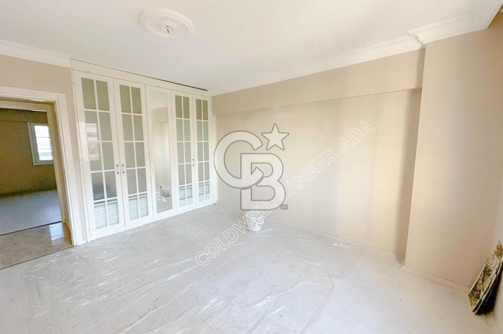 Emsallerinin Altında Kuşadası'nda Satılık Geniş Masrafsız 3+1 Daire