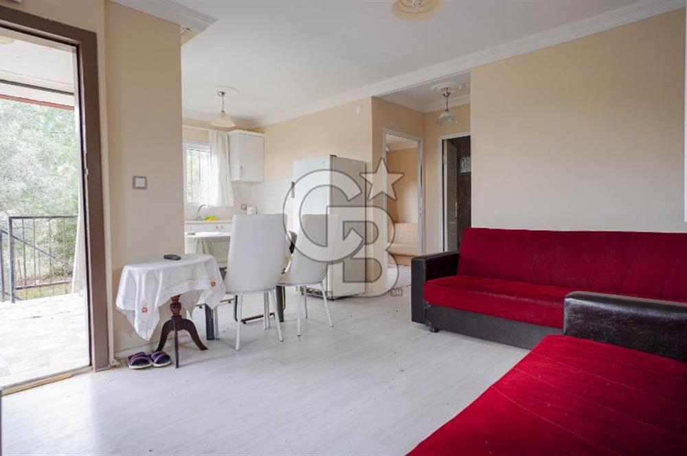 AKBÜK'TE DENİZ MANZARALI SATILIK 2+1 EV VE ZEYTİNLİ TARLA