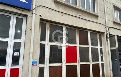 Yalova Altınova Tersane Böl. 180m² Yüksek Tavanlı Satılık Dükkan