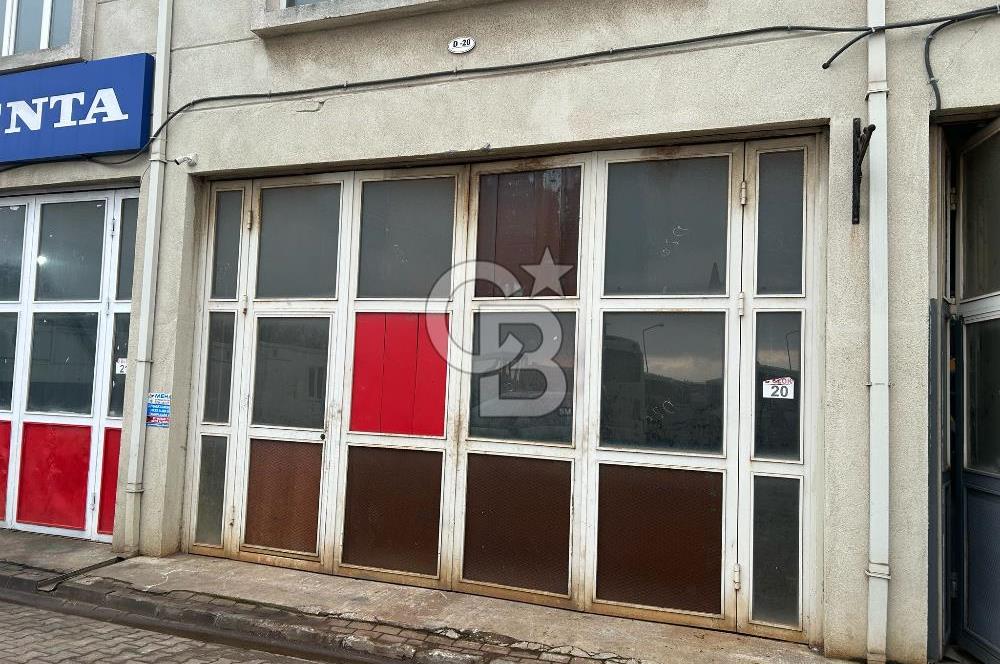 Yalova Altınova Tersane Böl. 180m² Yüksek Tavanlı Satılık Dükkan