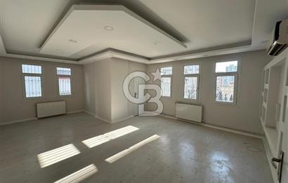 Huzurevleri Mahallesinde Merkezi Konumda 3+1 Satılık Daire