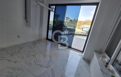 VADİ İZMİT'TE MÜSTAKİL TADINDA HAVUZ MANZARALI 2+1 SATILIK DAİRE