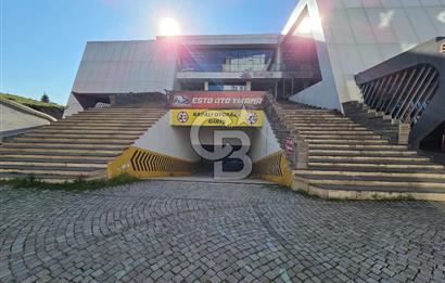 VADİ İZMİT'TE MÜSTAKİL TADINDA HAVUZ MANZARALI 2+1 SATILIK DAİRE