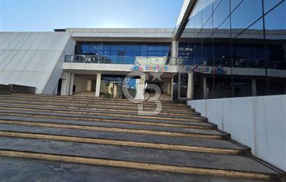 VADİ İZMİT'TE MÜSTAKİL TADINDA HAVUZ MANZARALI 2+1 SATILIK DAİRE