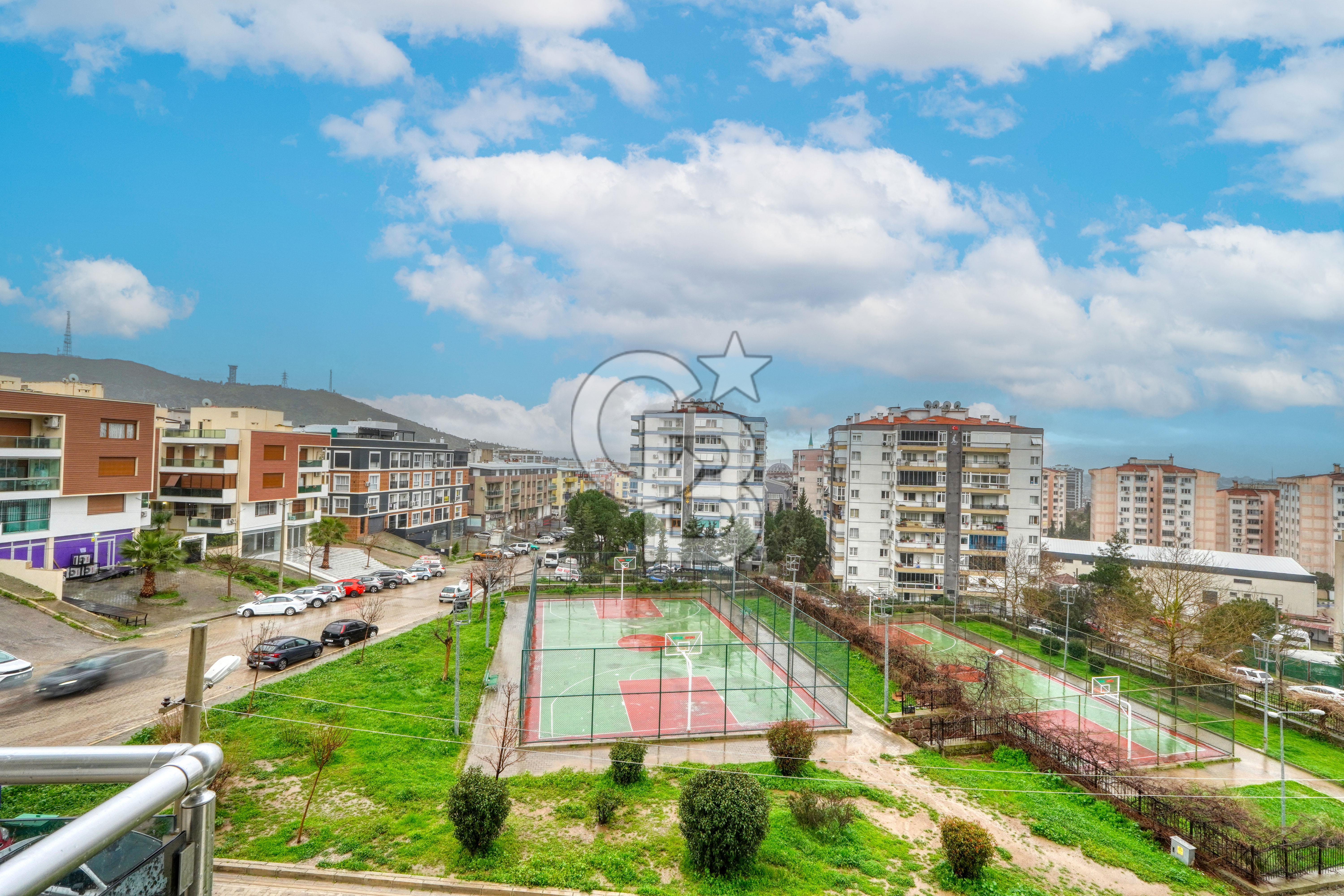Osmanbey Sitesi 3+1 Ebeveyn Banyolu 2 Balkonlu Kiralık Daire