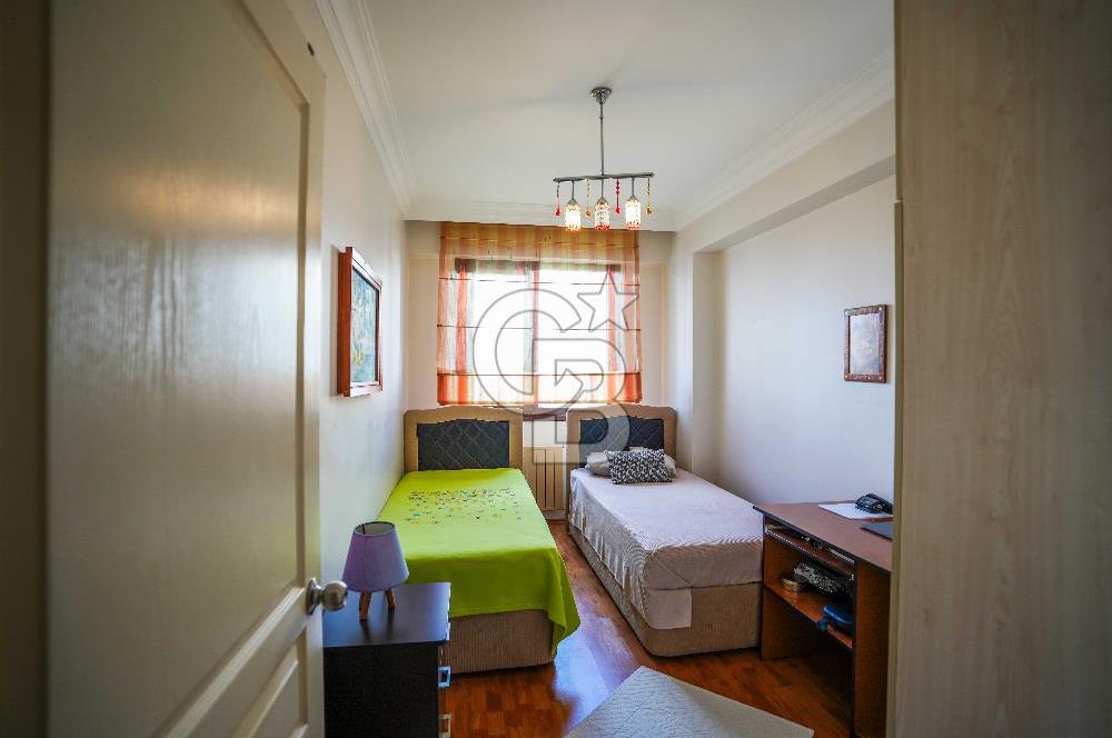 Kadıköy İçerenköy 160 m2 Net Satılık 3+1 Daire