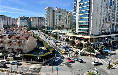 Beylikdüzü Barış Mah. Kiralık 3+1 Köşe Daire Merkezi Konumda