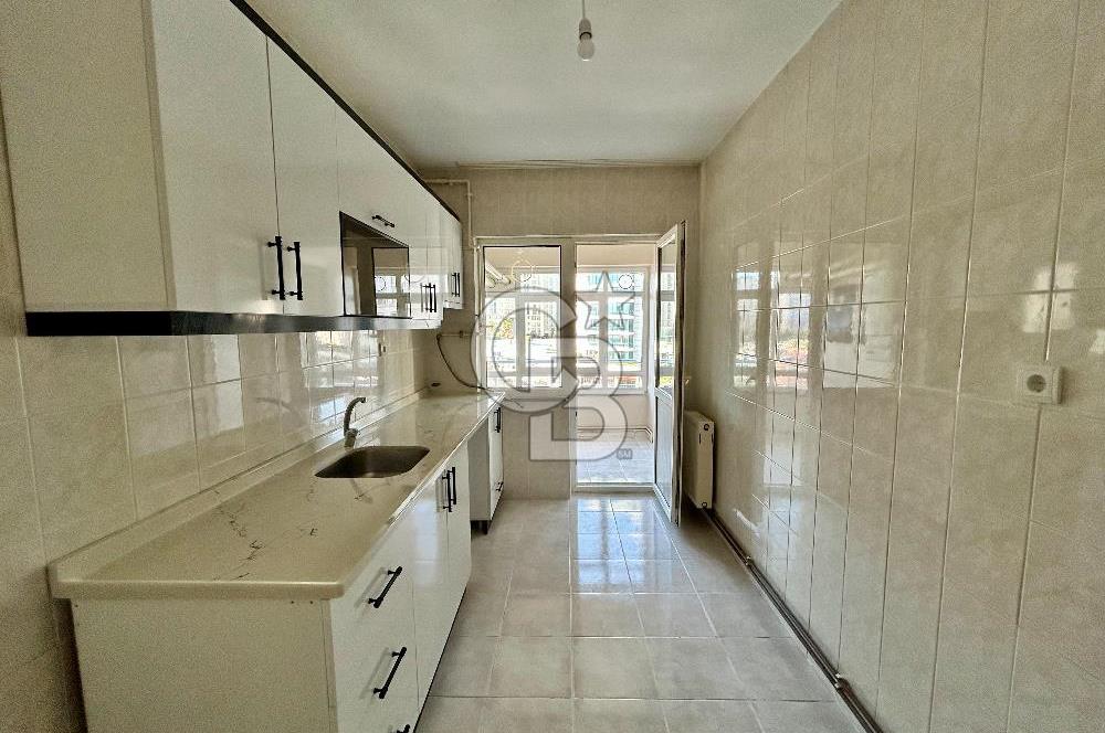 Beylikdüzü Barış Mah. Kiralık 3+1 Köşe Daire Merkezi Konumda