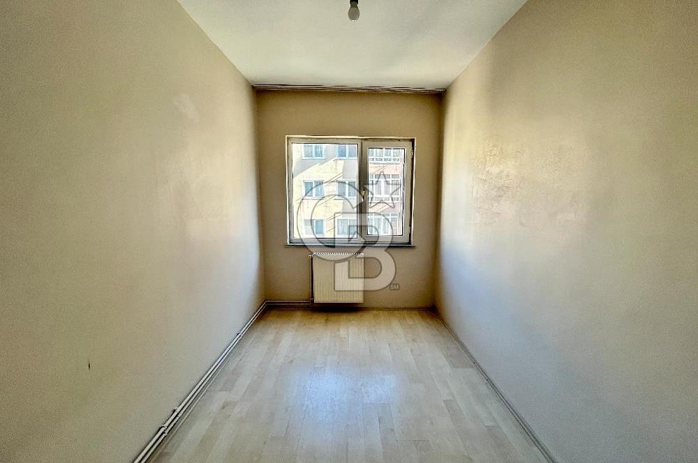 Beylikdüzü Barış Mah. Kiralık 3+1 Köşe Daire Merkezi Konumda