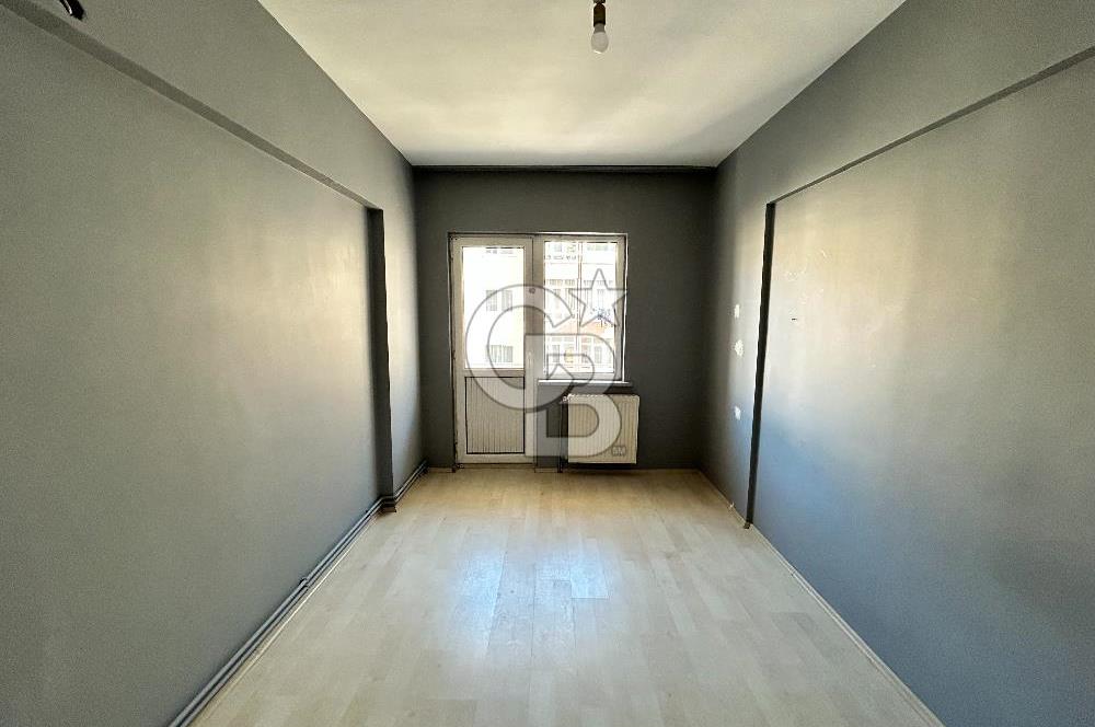 Beylikdüzü Barış Mah. Kiralık 3+1 Köşe Daire Merkezi Konumda