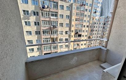 Beylikdüzü Barış Mah. Kiralık 3+1 Köşe Daire Merkezi Konumda