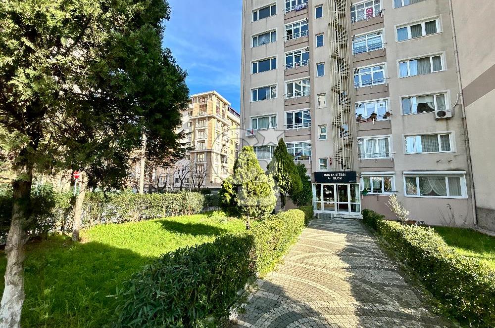 Beylikdüzü Barış Mah. Kiralık 3+1 Köşe Daire Merkezi Konumda