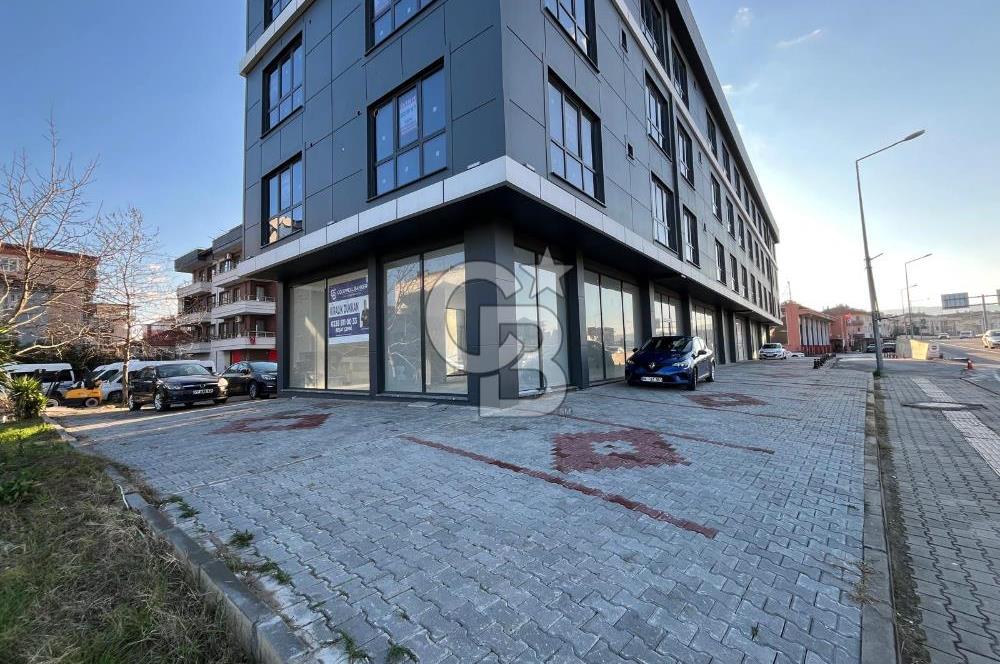 YALOVA MERKEZ DÖRTYOL'DA BURSA İZMİT YOLU ÜZERİ KİRALIK DÜKKAN