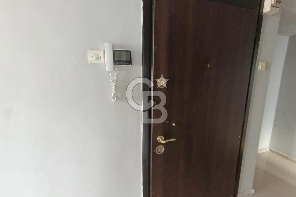 Girne Caddesi Yol Üzeri 3+1 Asansörlü Kiralık Daire