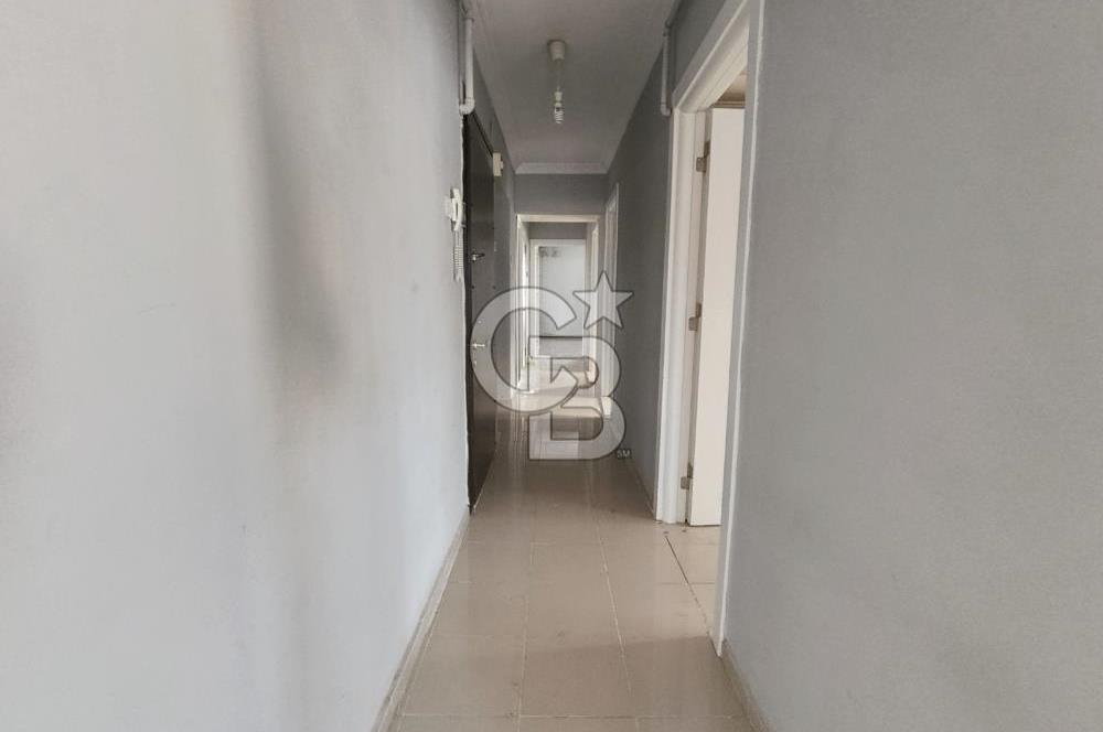 Girne Caddesi Yol Üzeri 3+1 Asansörlü Kiralık Daire