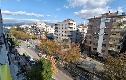 Girne Caddesi Yol Üzeri 3+1 Asansörlü Kiralık Daire