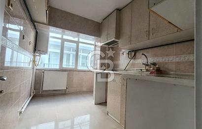 Girne Caddesi Yol Üzeri 3+1 Asansörlü Kiralık Daire