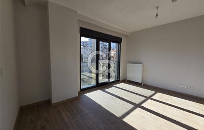 BOSTANCI MODERN SİTESİNDE NET 75M2 2 BANYOLU 2+1 KİRALIK DAİRE