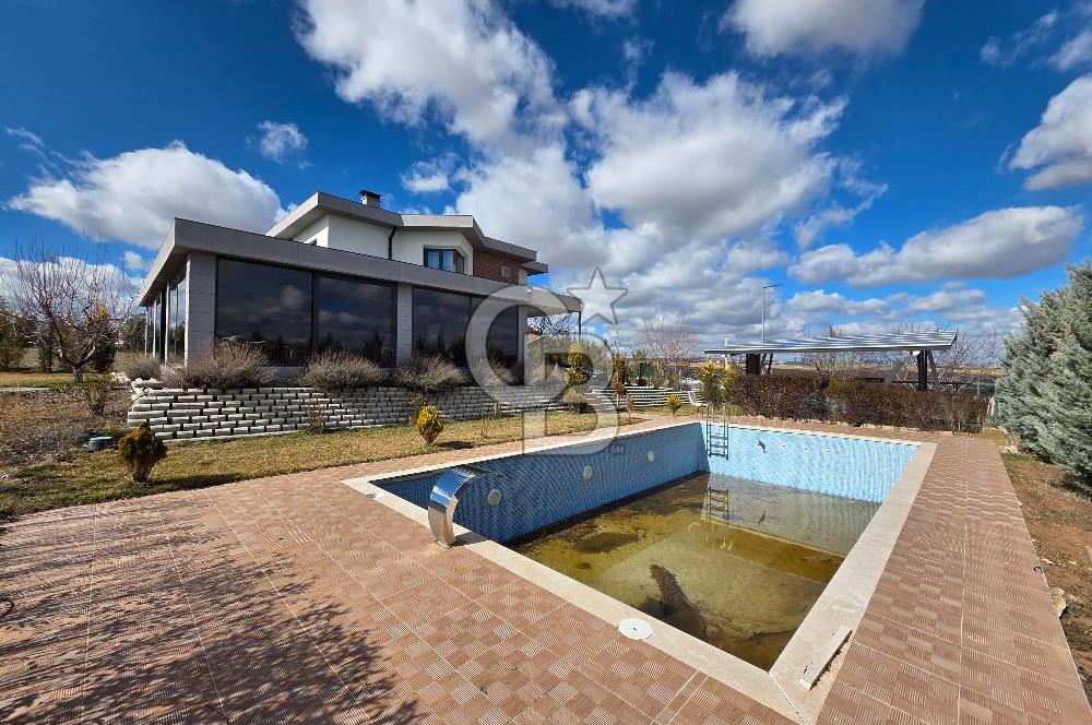 GÖLBAŞI ÖZÇAĞLA SİT SATILIK YAPILI 3+1 VİLLA