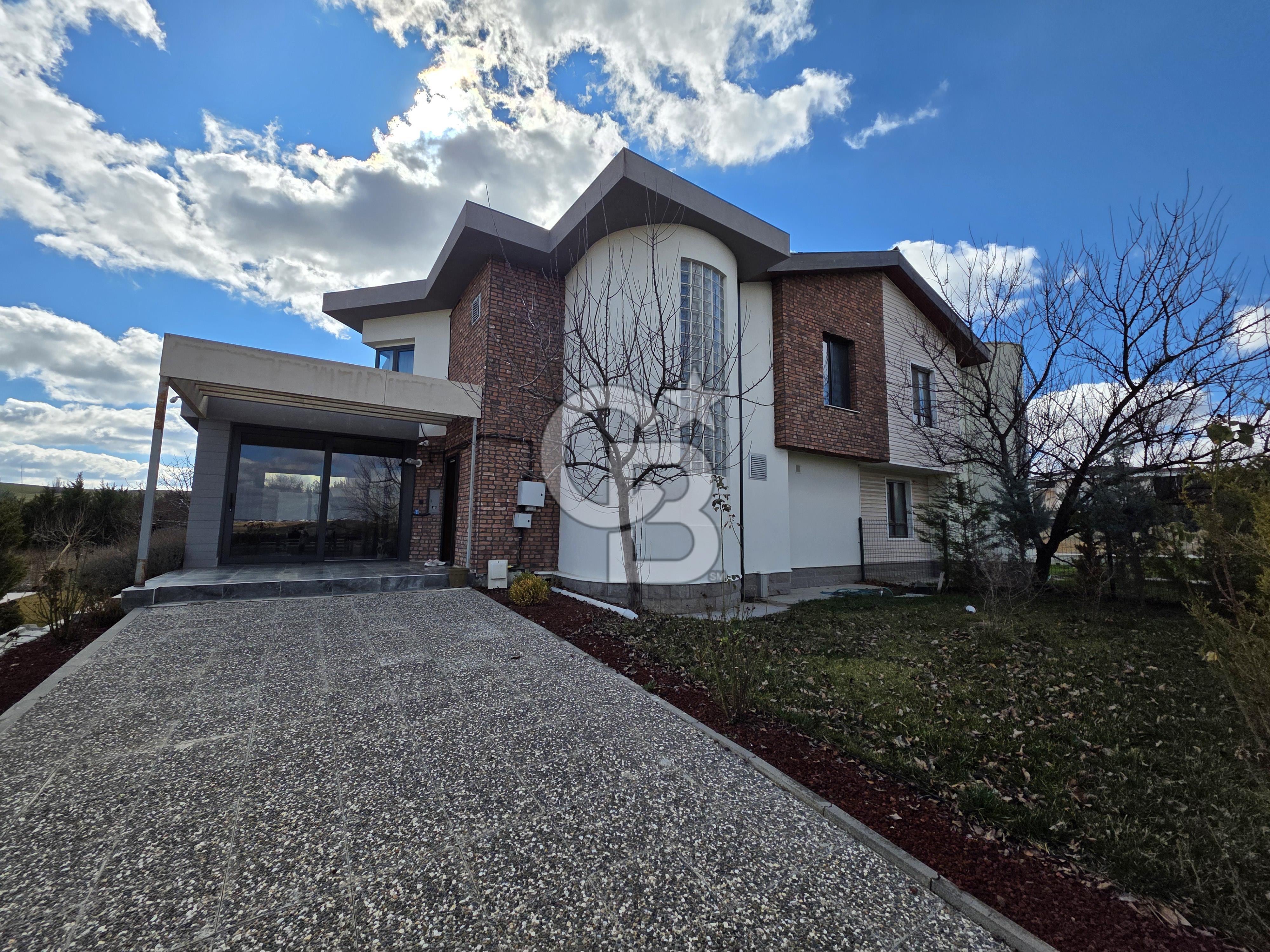 GÖLBAŞI ÖZÇAĞLA SİT SATILIK YAPILI 3+1 VİLLA