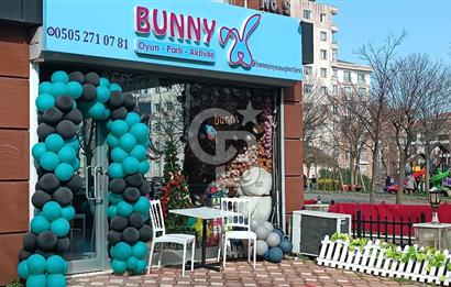 Adnan Kahveci mahallesi Esentepe caddesinde 125m2 Satılık Dükkan