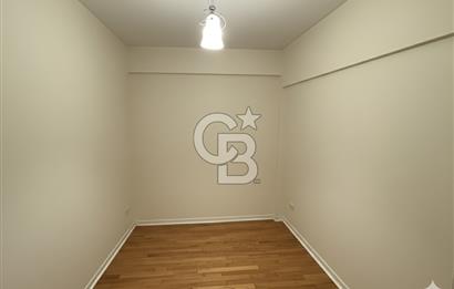 BEYOĞLU GÜMÜŞSUYU'NDA ASANSÖRLÜ, FERAH 150 M2 KİRALIK DAİRE