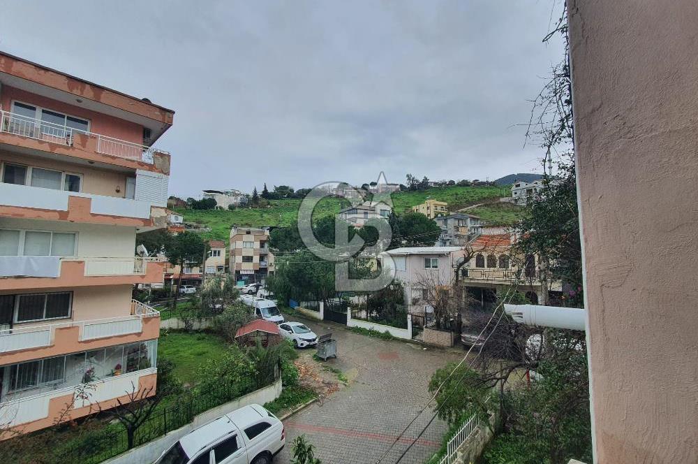 Narlıdere Çamtepe Mah. Öncü Sok. Arakat 2+1 Metroya Yakın