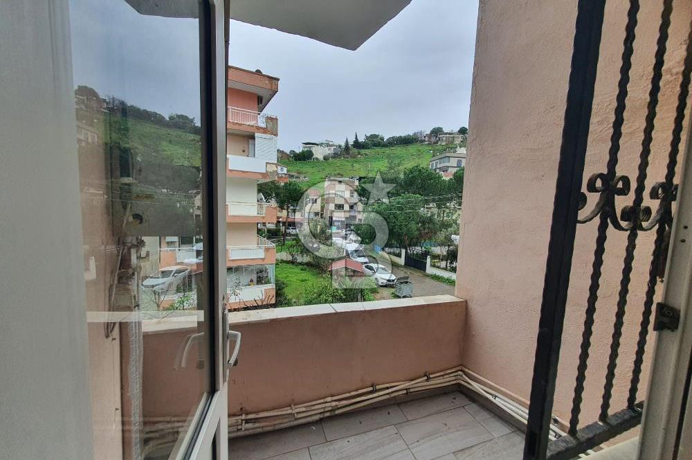 Narlıdere Çamtepe Mah. Öncü Sok. Arakat 2+1 Metroya Yakın