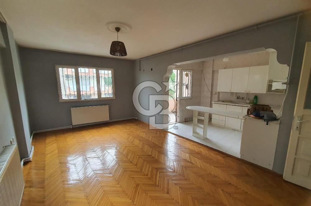 Narlıdere Çamtepe Mah. Öncü Sok. Arakat 2+1 Metroya Yakın